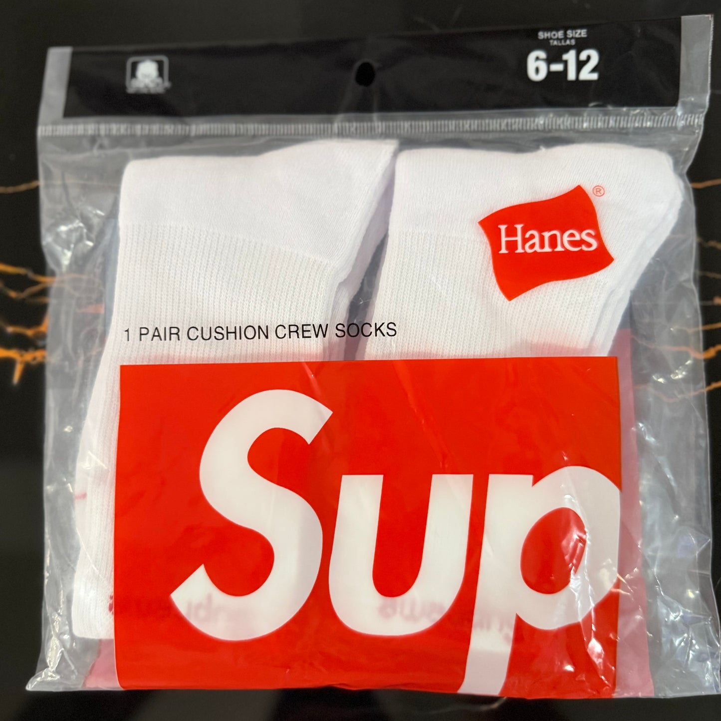 Medias Hanes x Sup